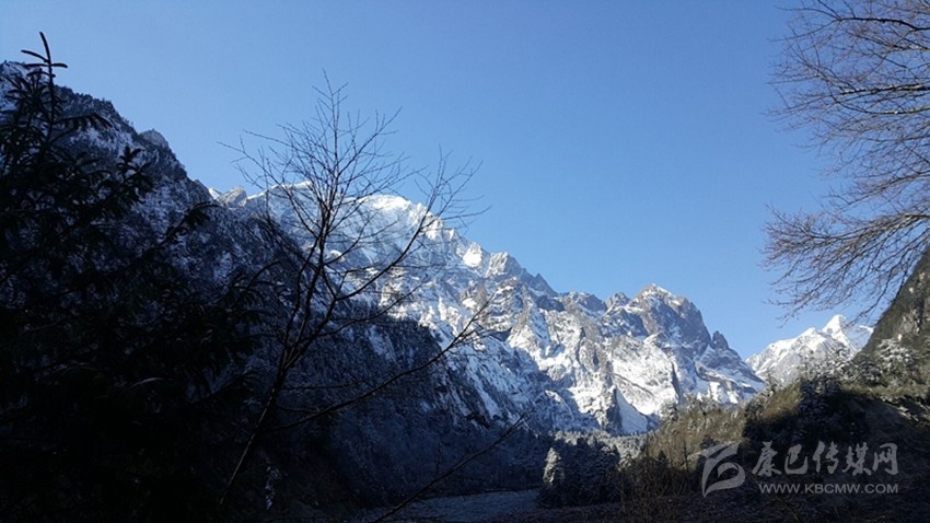 海螺溝這組冬日雪景圖請(qǐng)拿走！
